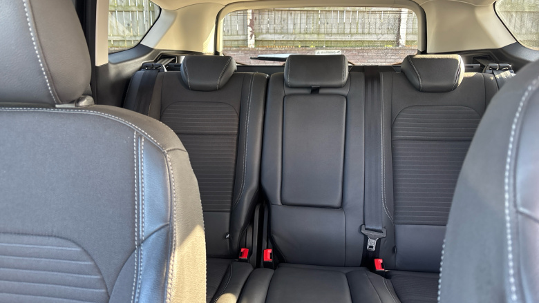 Ford Kuga 2.0 TDCi Titanium Edition 5dr 2WD Diesel Estate